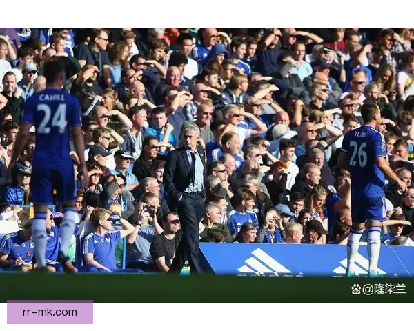 博洛尼亚历史性晋级欧冠联赛正赛引发球迷热烈庆祝